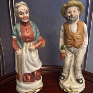 HOMCO Vintage Bisque Porcelain Figurines – Elderly Couple w/ Carrots & Apples